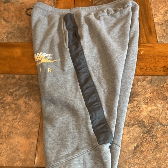 Nike Vintage Size Medium Men’s Sweatpants - Picture 7 of 11